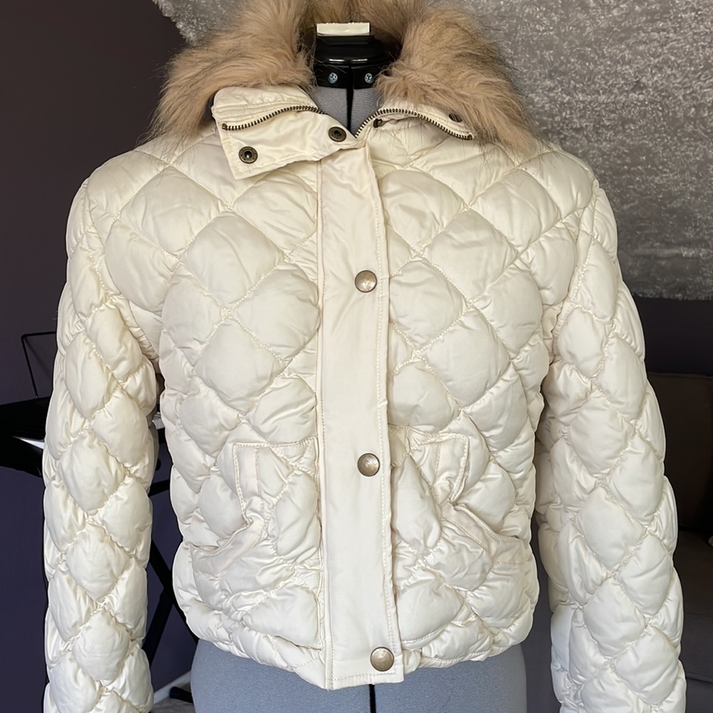Winter puff jacket.